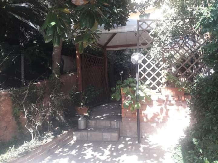 Appartement Monolocale In Tipica Casa Ligure à Gênes Extérieur photo